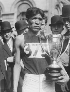 Lewis Tewanima