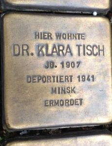 Cläre Tisch