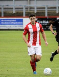 Adam Walker (footballer)