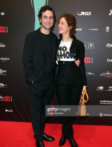 Vicky Krieps and Samuel Schneider