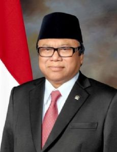 Oesman Sapta Odang