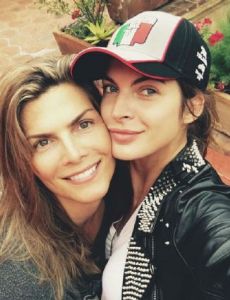 Yaya Kosikova and Montserrat Oliver