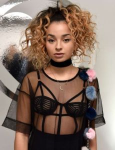Ella Eyre