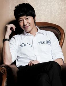 Uhm Ki-joon