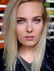 Lauren Deegenaars