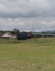 Macfin railway station