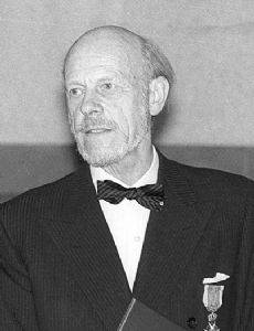 Arne E. Holm
