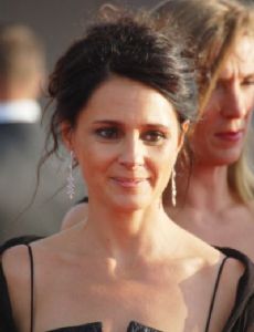 Anouk Grinberg