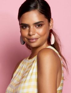 Samantha Harris