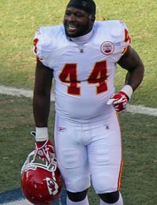 Le'Ron McClain