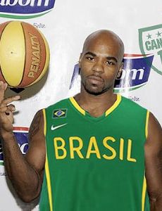 Larry Taylor (basketball)