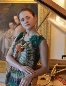 Marina Yakhlakova