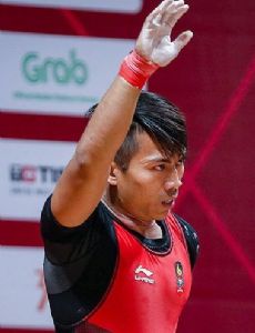 Deni (weightlifter)