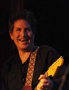 Steve Wynn (songwriter)