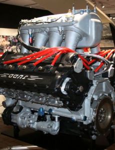Honda turbocharged Indy V8 engine
