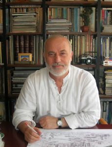 Nusret Çolpan