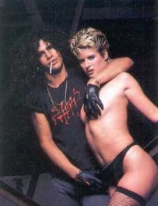 Lois Ayres and Slash