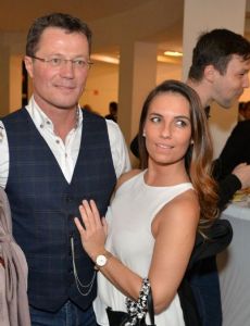 András Stohl and Éva (III)