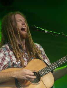 Newton Faulkner