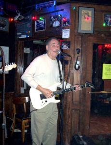 Larry Lee