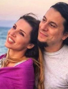 Evridiki and Bob Katsionis