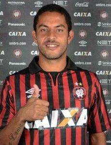 Ytalo (footballer)