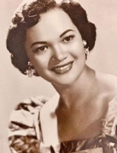 Sylvia La Torre