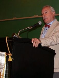 Manuel Ayau