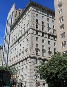 998 Fifth Avenue