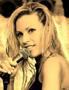 Anna Pásztor