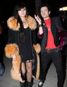 Hanna Beth and Deryck Whibley