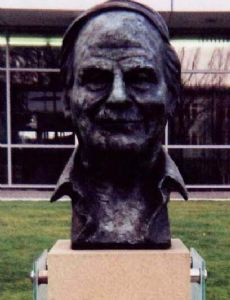 Hamish Henderson