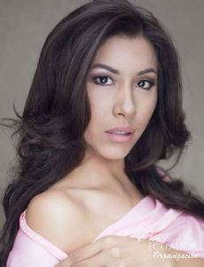 Laura Macias (model)