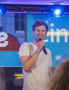 Luke Mockridge