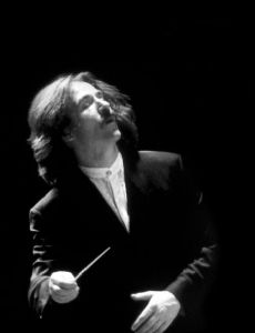 Luis Cobos