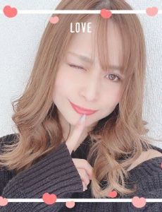 Mai (singer)