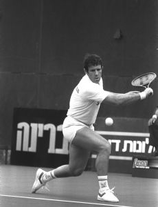 Shlomo Glickstein