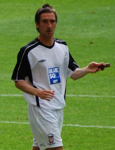 Mark Robinson (footballer born 1981)