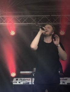 Wulf (singer)