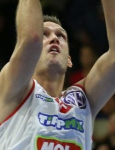 Norbert Tóth (basketball)