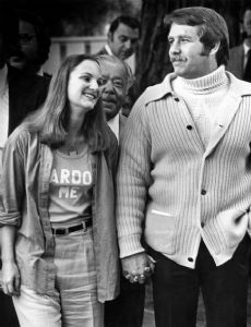 Patricia Hearst and Bernard Shaw (2)