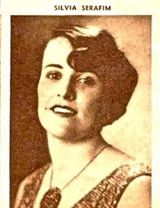 Sílvia Serafim Thibau