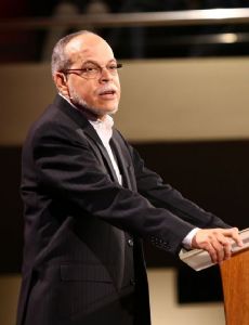 Miguel Núñez (theologian)