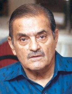 Nari Contractor