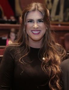 Cristina Reyes