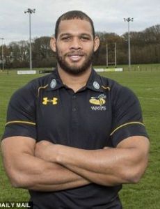 Nizaam Carr