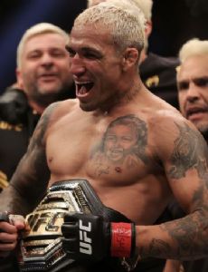 Charles Oliveira