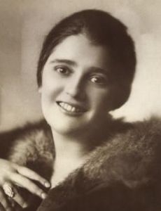Loo Hardy