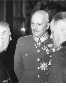 Károly Bartha (Minister of Defence)