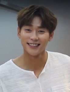 Kim Sung-joo (entertainer)